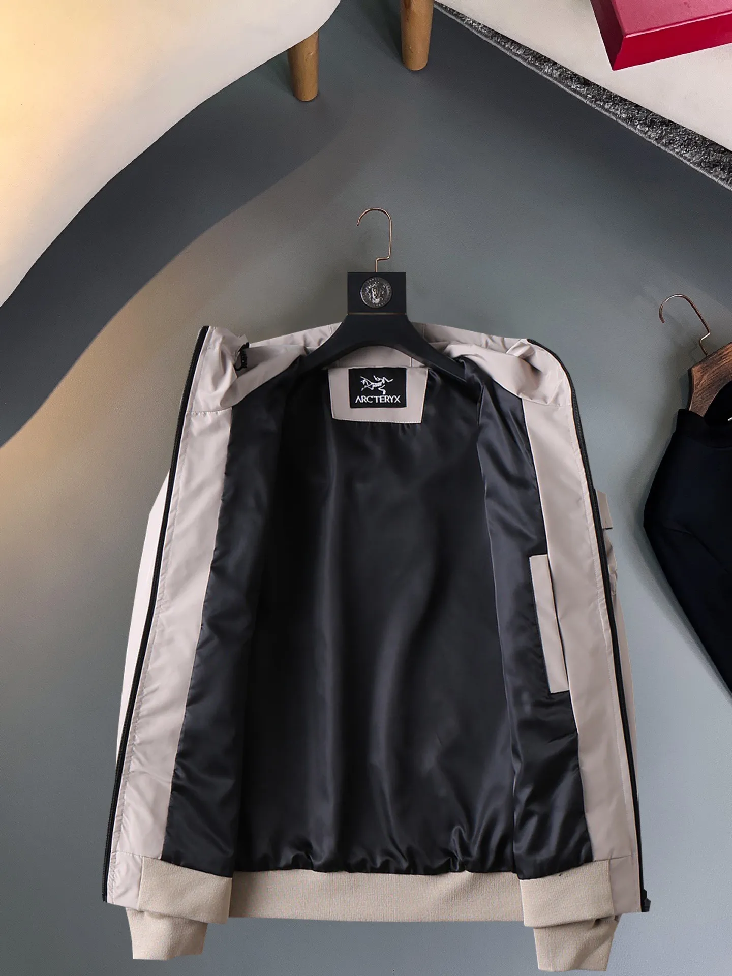 Same Style， ， 2026 New Arrival ， Original Premium Breathable ， ， ， Quality。 ， Sizes：M～3XL
